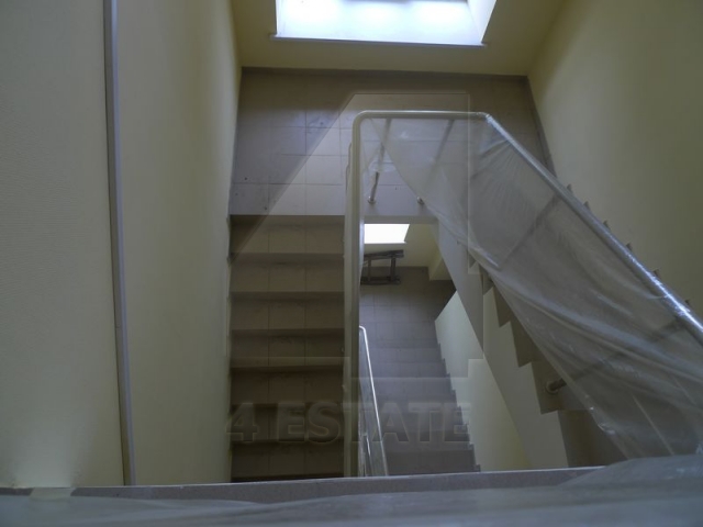 Реконструированный офисный комплекс на продажу, м.Площадь Ильича.