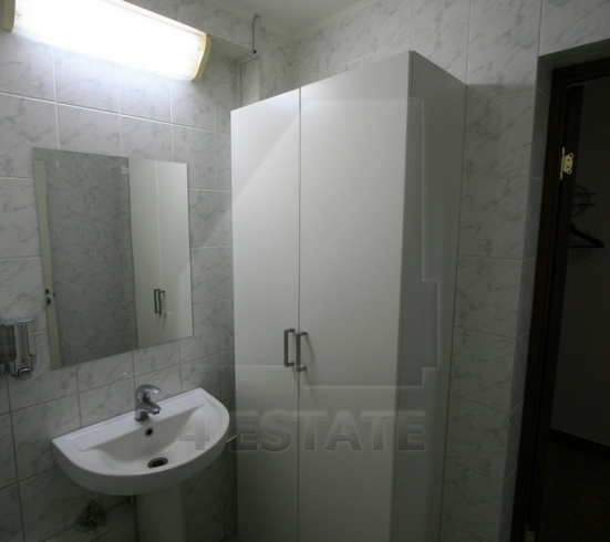 Продаются офисы в бизнес центре класса В+, м.Смоленская.