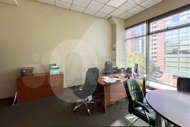 Бизнес-центр класса А «Black and White», м.Павелецкая.