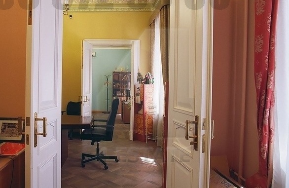 Аренда презентабельного офиса в особняке класса В+, м.Китай-город.