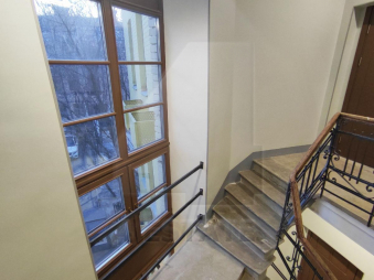 Аренда дизайнерского офиса в БЦ класса В+, м.Новокузнецкая.