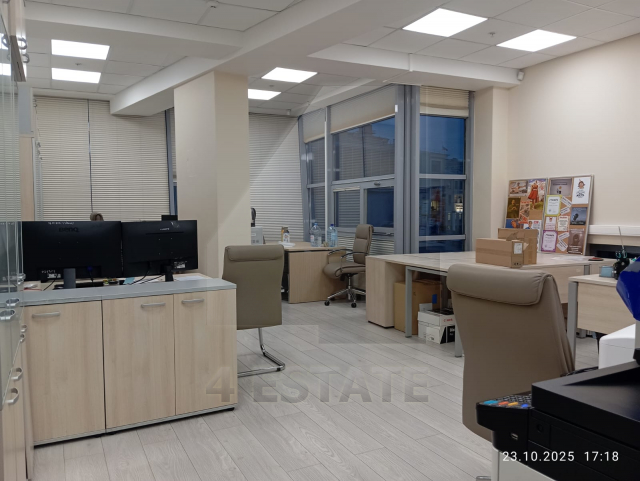 Аренда в бизнес-центре класса А, м.Театральная.