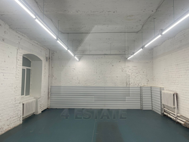 Аренда помещение свободного назначения с отд. входом, м.Маяковская.