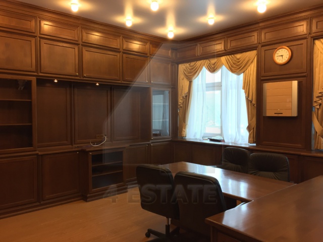 Презентабельный особняк со своей территорией, м.Таганская.