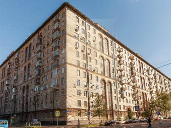 Продажа нежилого помещения с отдельным входом, м.Университет.