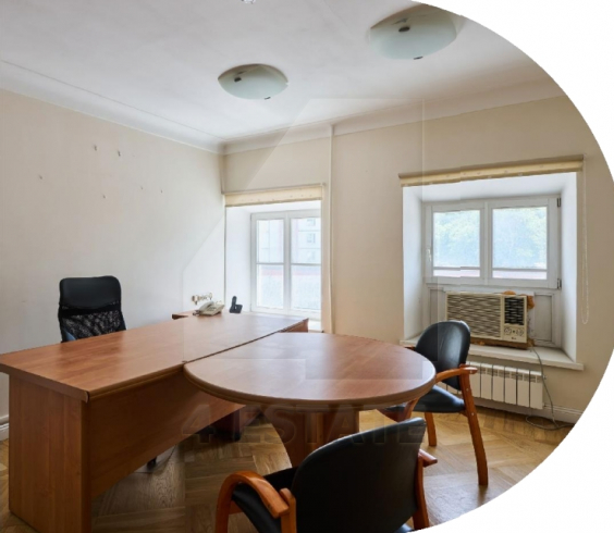 Исторический особняк класса В+, м. Курская.