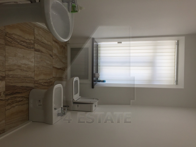 Реконструированный особняк на продажу, м.Курская.