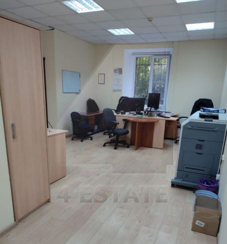 Офисное помещение с отд. входом, м.Цветной б-р.