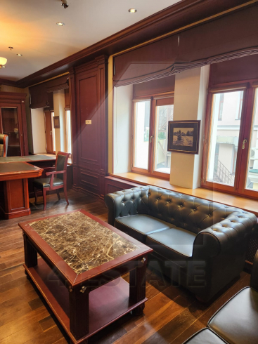 Представительский офис с мебелью в особняке класса А, м.Арбатская.