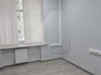 Офисное здание классса В, м. Улица 1905 г.