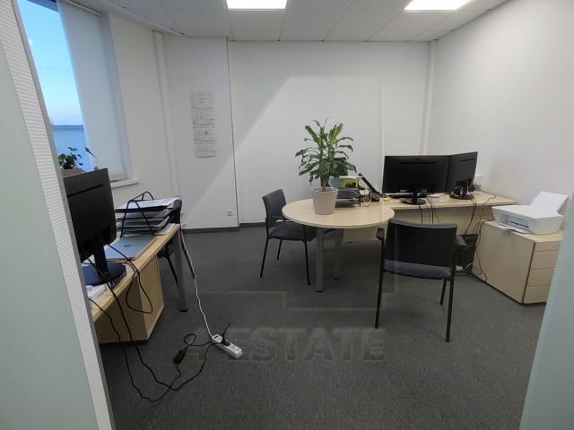 Бизнес центр класса А "Кулон", м.Аэропорт.