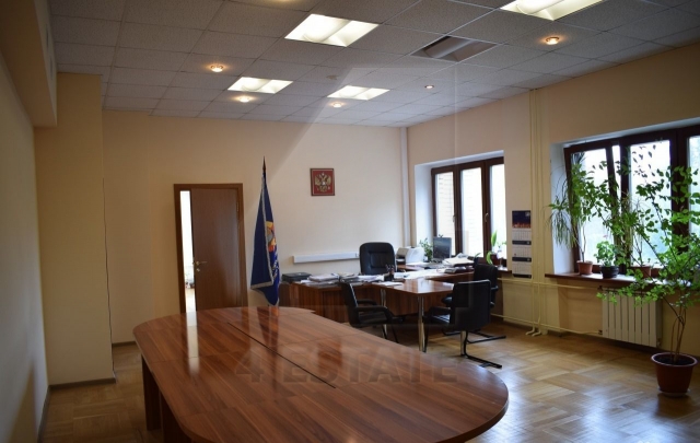 Офисное здание в аренду, м.Автозаводская.