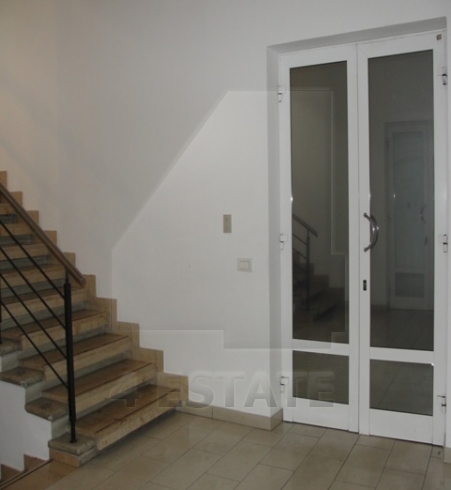 Офисные и банковское помещения в особняке класса В, м.Белорусская.