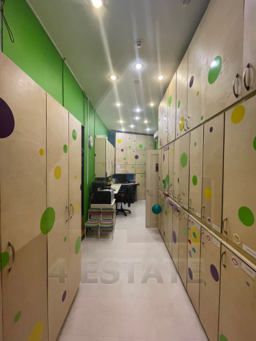 Продажа помещения с отдельным входом в особняке класса А, м.Арбатская.