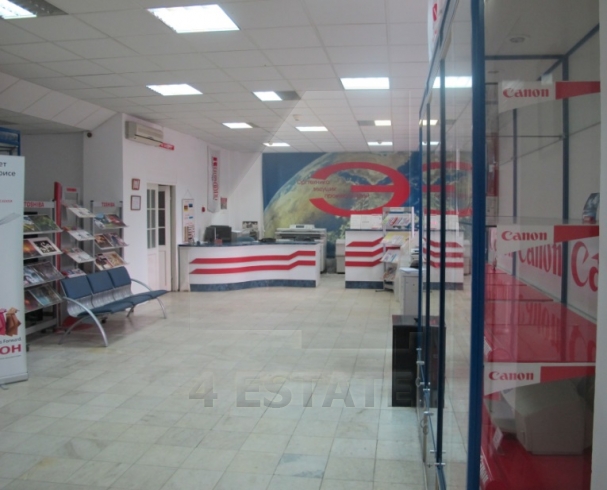 Торговое помещение на первой линии домов, м.Римская.