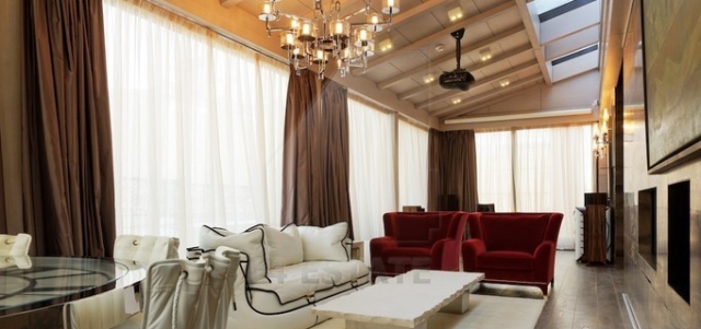 Аренда мебелированного VIP особняка премиум класса, м.Кропоткинская.