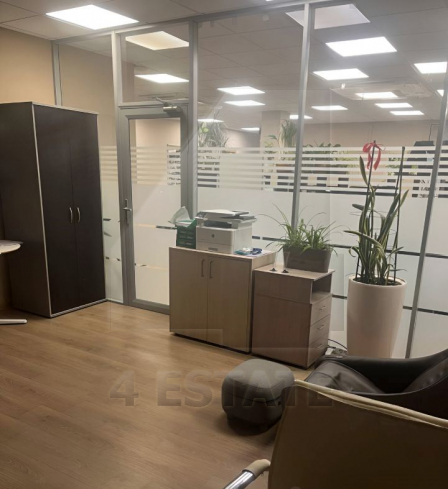 Торговое помещение в аренду, м.Автозаводская.