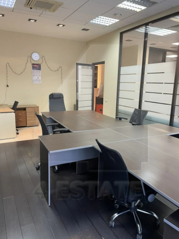 Аренда офиса с мебелью в бизнес центре класса В+, м.Павелецкая.