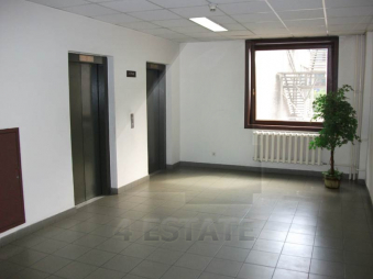 Аренда офисов в бизнес центре класса "В+" м. Дмитровская.