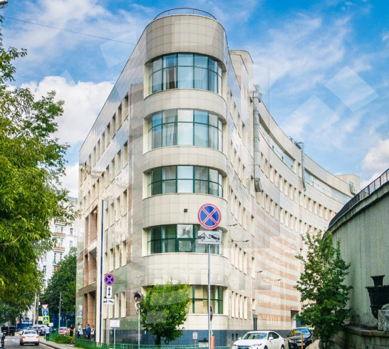 Аренда офиса в бизнес центре класса В+, м.Киевская.