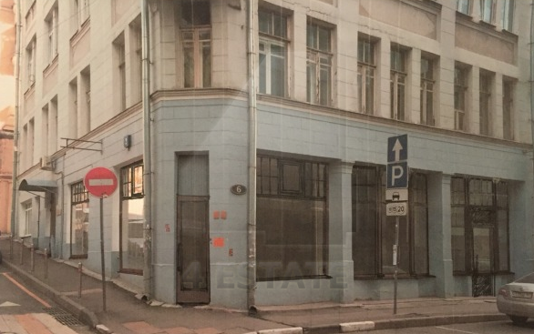 Аренда торгового помещения м. Трубная