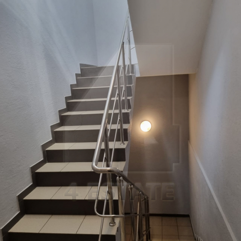 Продажа офисов в бизнес центре класса B+, м.Авиамоторная.