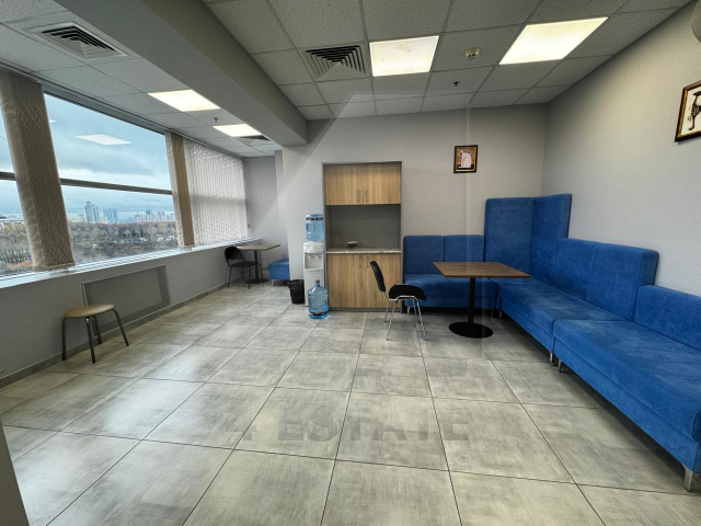 Бизнес-центр "Парк Победы", м.Парк победы.