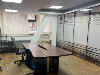 Аренда офисов в бизнес центре класса В+, м.ВДНХ.