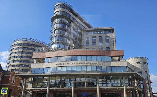 МФК "Бородино плаза", м.Красносельская.