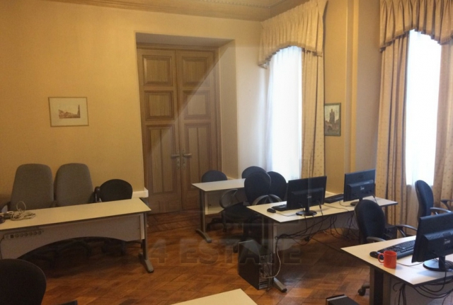 Аренда офиса в историческом особняке 19 века м. Маяковская.