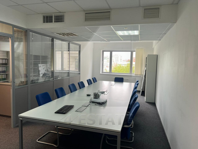 Аренда офисов в бизнес центре класса А, м.Чистые пруды.