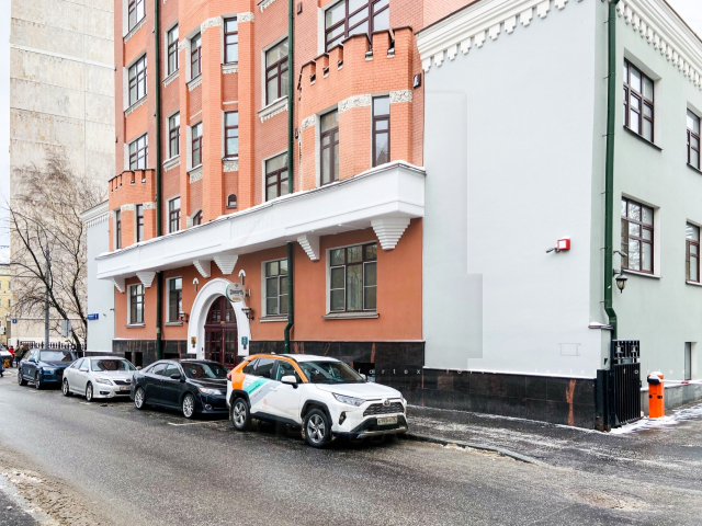 Аренда в бизнес центре класса В+, м.Добрынинская.