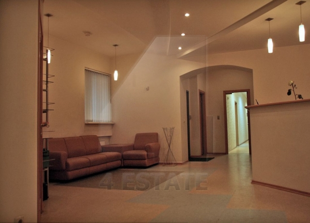 Продажа особняка класса В+, м. Менделеевская.