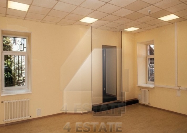 Офисный особняк на продажу, м.Цветной б-р.