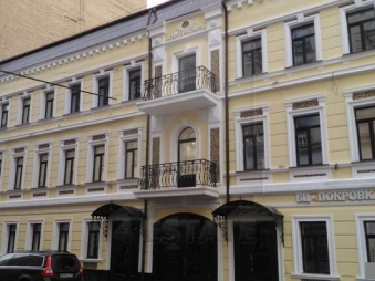 Реконструированный особняк на продажу, м.Курская.