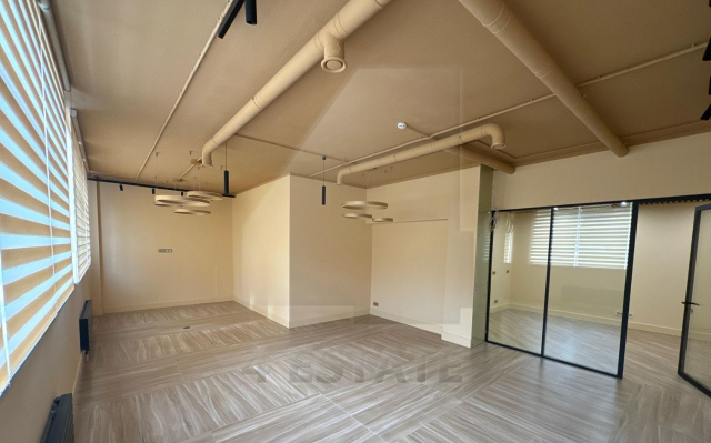 Аренда представительского офиса в элитном ЖК с отдельным входом, м.Цветной б-р.