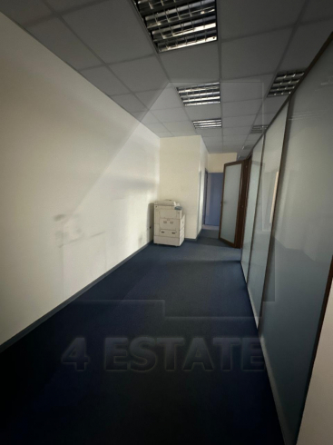 Аренда банковского помещения с отд. входом, м.Маяковская.