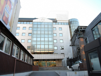 Аренда офисов в бизнес центре класса "В+" м. Дмитровская.