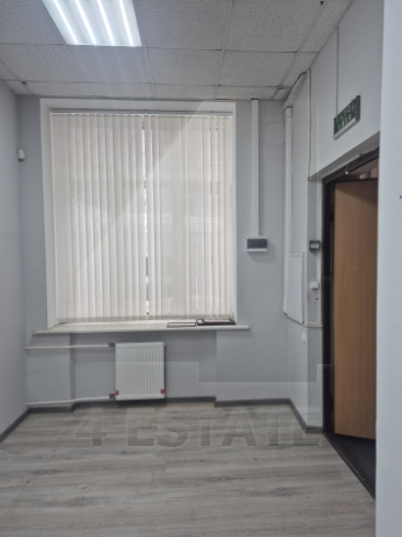 Офисное здание классса В, м. Улица 1905 г.