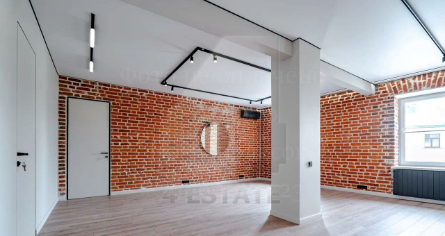 Презентабельный особняк, м.Трубная.