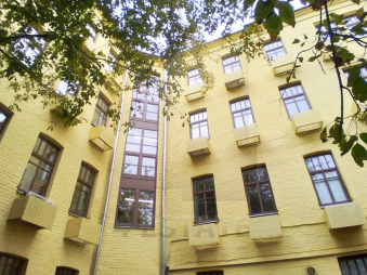 Аренда дизайнерского офиса в БЦ класса В+, м.Новокузнецкая.