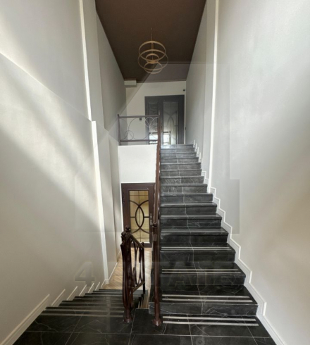 Аренда представительского офиса в элитном ЖК с отдельным входом, м.Цветной б-р.