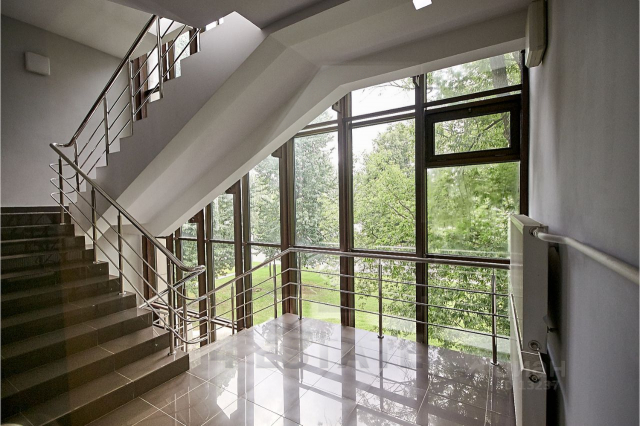 Аренда офисов в бизнес центре класса В+, м.ВДНХ.