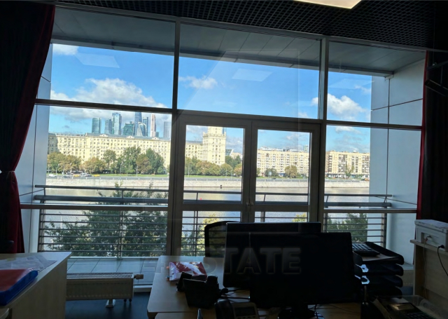 Аренда офиса в бизнес-центре класса А, м.Киевская.