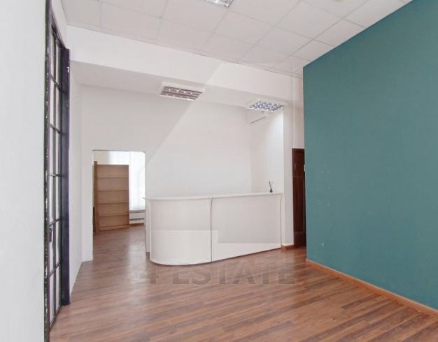 Офисный центр класса В, м.Красносельская