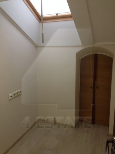 Аренда презентабельного особняка класса В+, м.Чистые пруды.