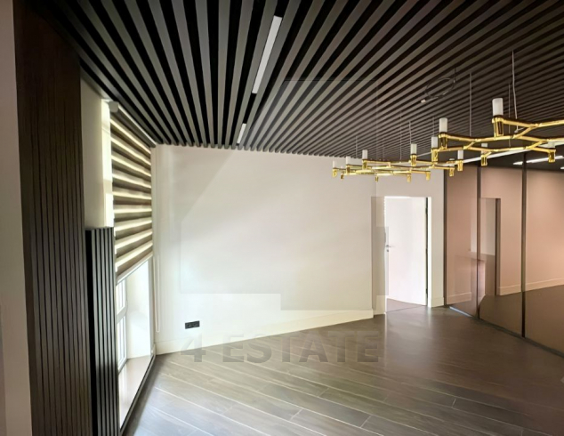 Аренда представительского офиса в элитном ЖК с отдельным входом, м.Цветной б-р.