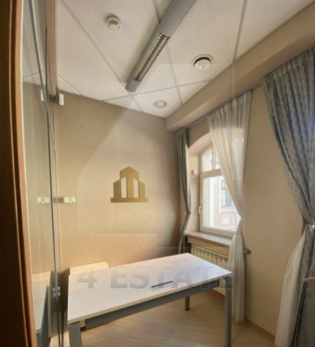 Офисы в особняке класса А, м. Менделеевская.