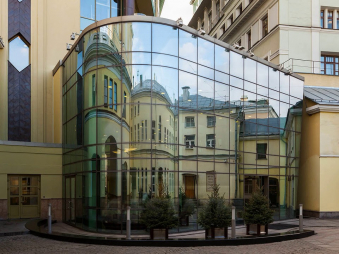 Аренда помещений в представительскомом бизнес-центре Премиум класса «Романов Двор» (Romanov Dvor), м. Арбатская.