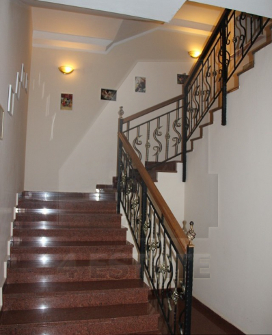 Продажа презентабельного особняка класса В+, м.Смоленская.